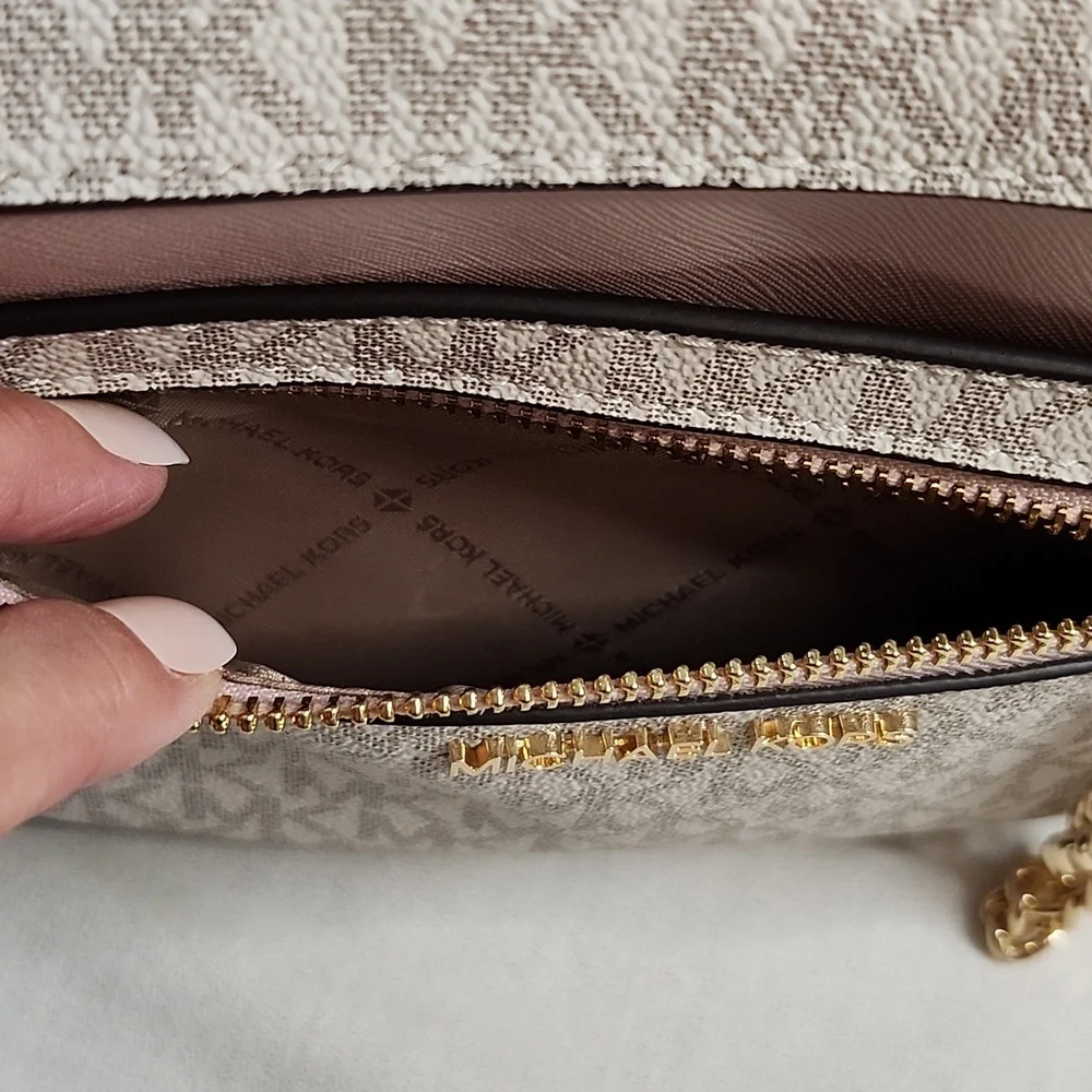 Michael Kors Jet Set Blush Zip Chain Crossbody W/ Coordinating Card Holder Set
